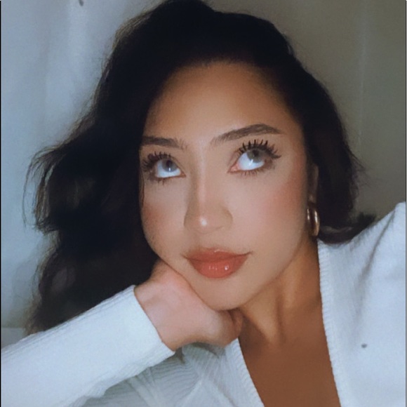 Meet your Posher, Nancy - Picture 1 of 1